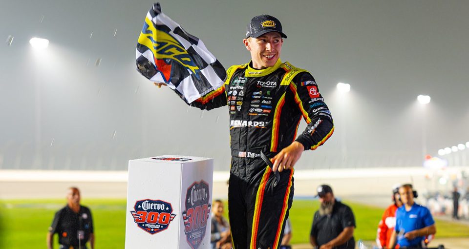 Jones wins O’Reilly race at Chicagoland