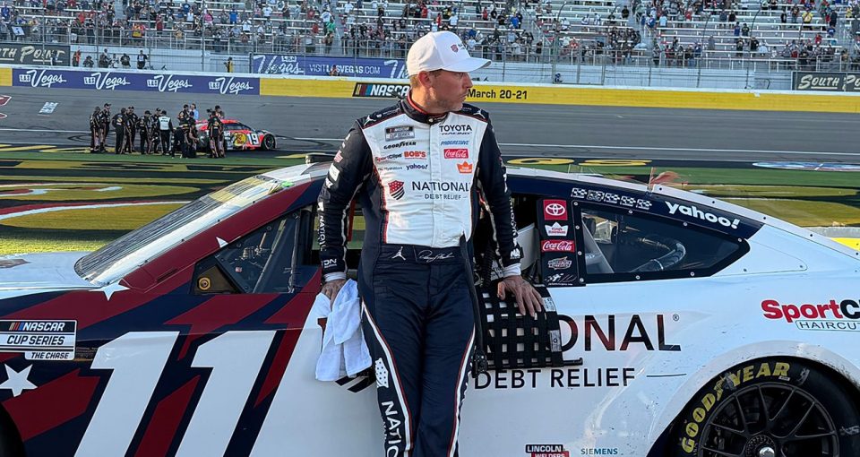 Hamlin can’t cash in on Vegas hand